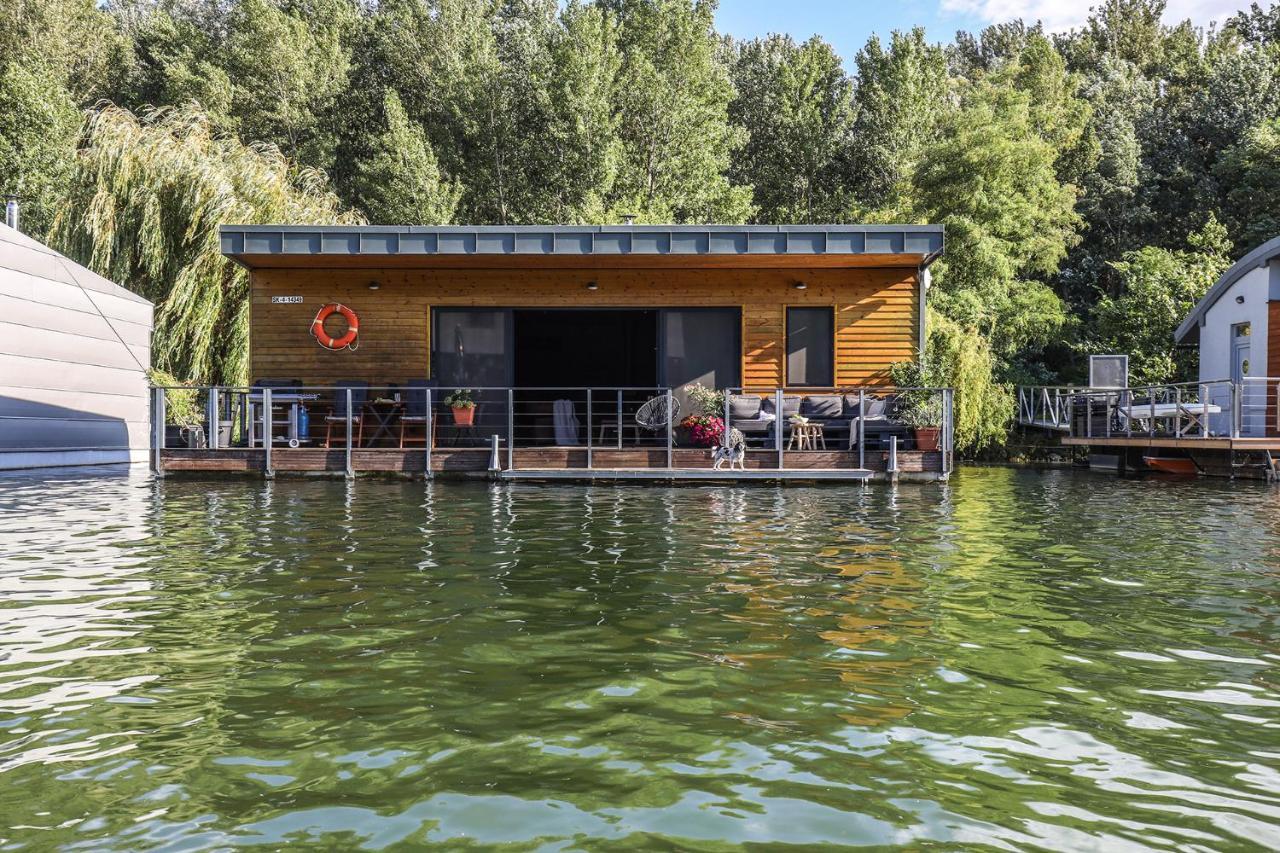 Hausbot U Rybara A Kacky Villa Bratislava Exteriör bild