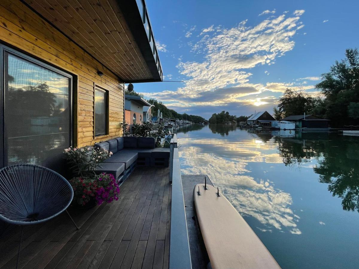 Hausbot U Rybara A Kacky Villa Bratislava Exteriör bild