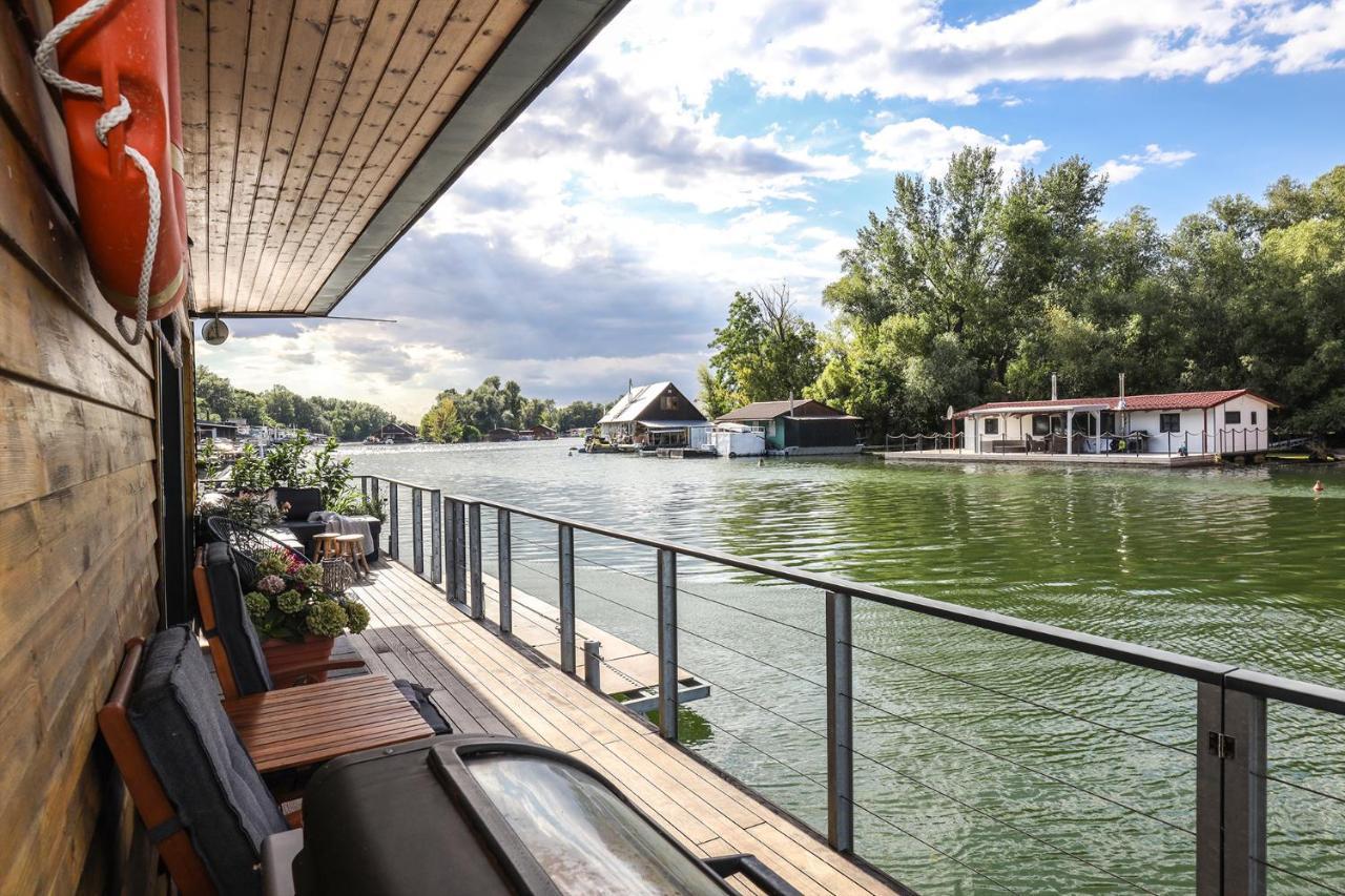 Hausbot U Rybara A Kacky Villa Bratislava Exteriör bild